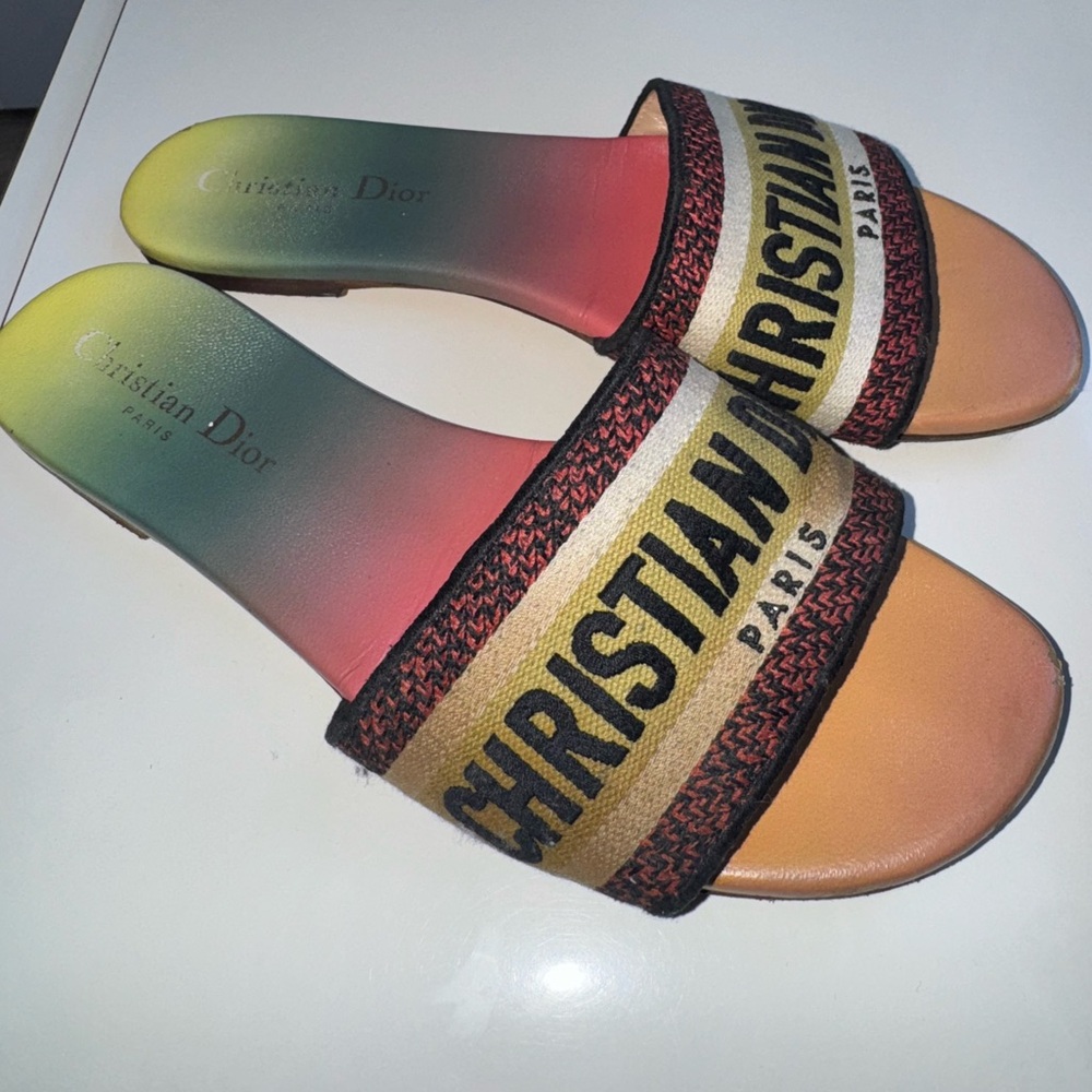Christian Dior size 37 slides